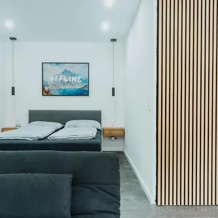 Loft 38 Apartment *